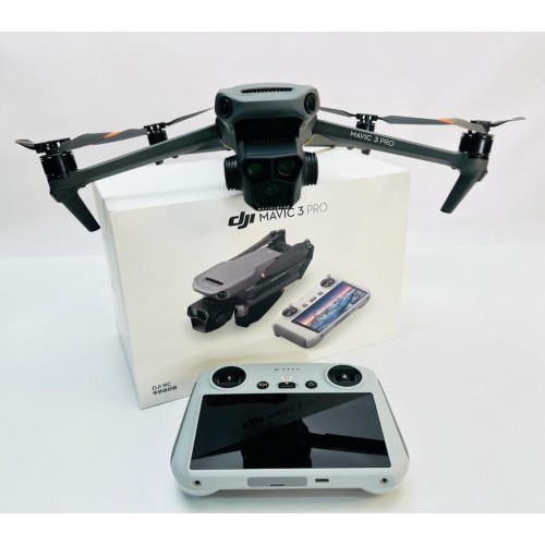 Квадрокоптер DJI Mavic 3 Pro в Смоленске с пультом DJI RC